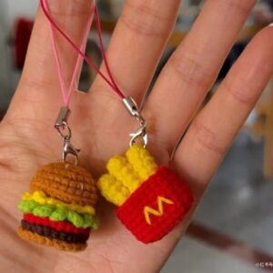 Chaveiros de X-Burger e Batata frita